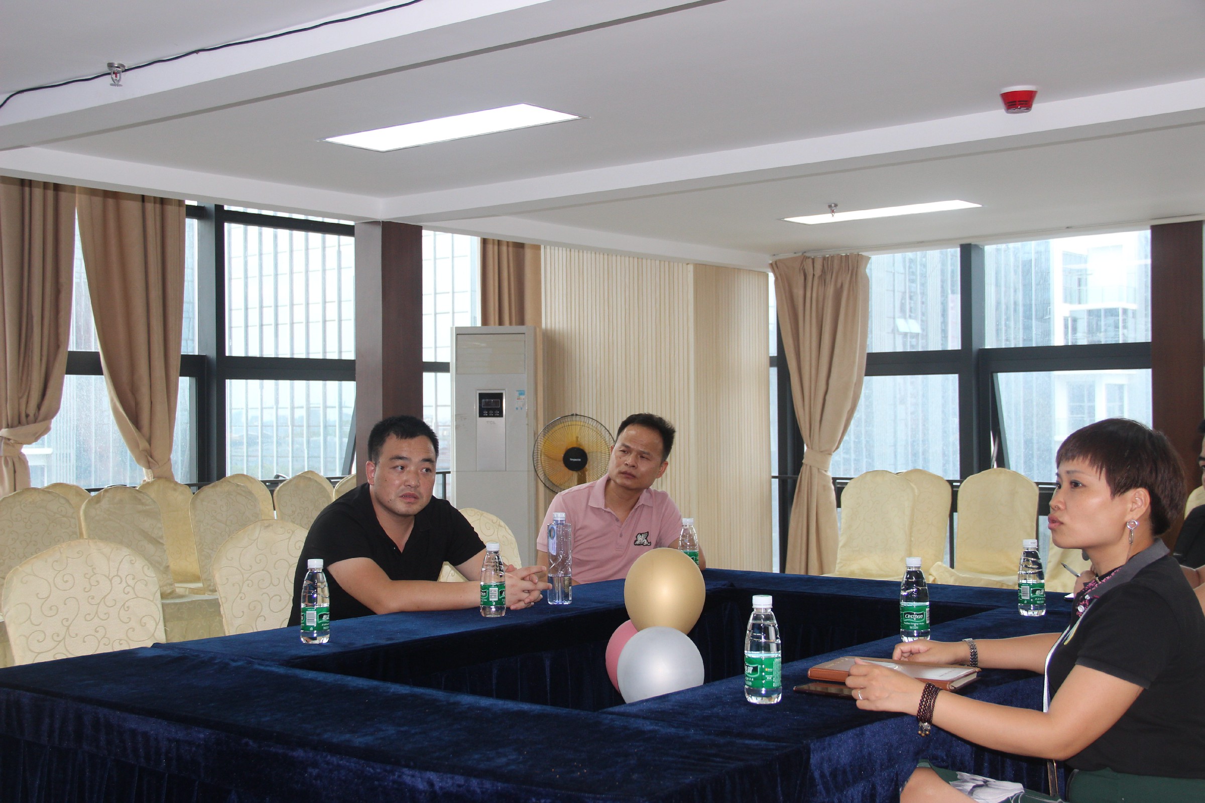 教育|热烈欢迎江西、湖南地区学校领导莅临理想教育集团考察交流