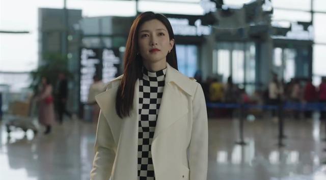 梁正贤|《三十而已》王漫妮大结局：出国读书，与梁正贤重逢笑他傻