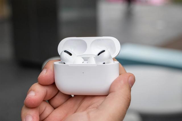 AirPods|真无线耳机零售额同比增长160％，哪个品牌才是最优选？