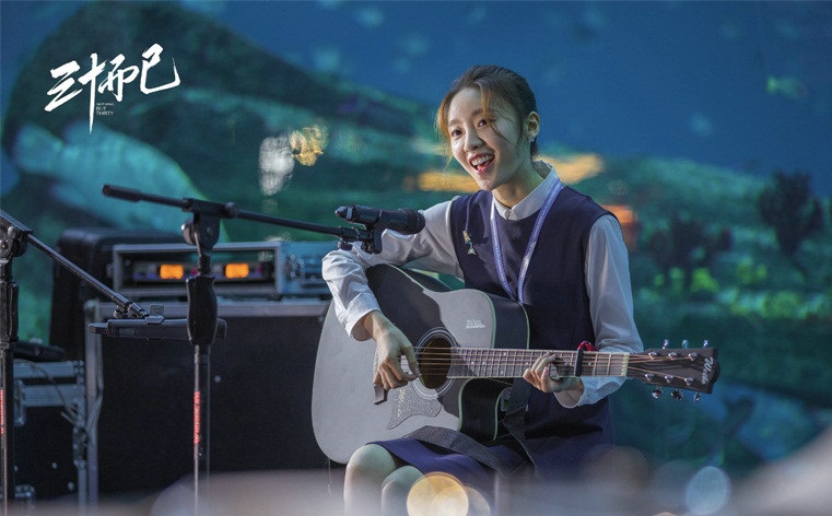 林有有剧中激吻许幻山被骂惨！与许志安车内激