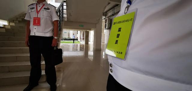 人民|面试进行时！“智慧招生”，让家长称心考生安心