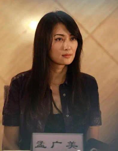 曾当|坚强的孟广美：曾当8年保姆，被外国男友骗5亿，今53岁美到认不出