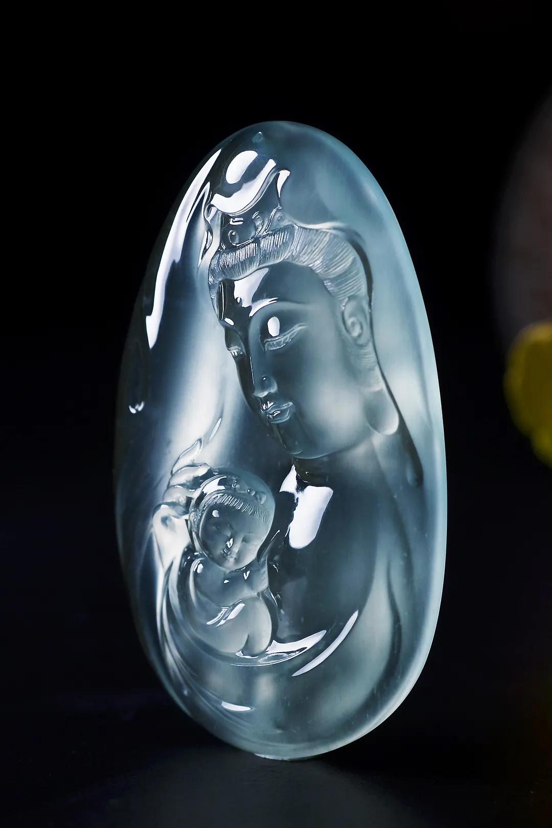 翡翠|裸石 or 镶嵌谁才是你的最爱？别着急，看完再下结论~