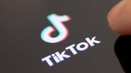 抢劫TikTok为何要给美国政府介绍费？白宫回应：