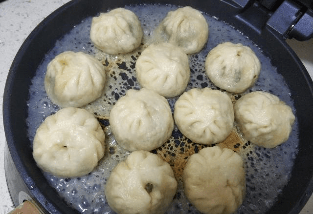 怎么做水煎包教程 611a4b04d0ac42df92510472764882c1.png