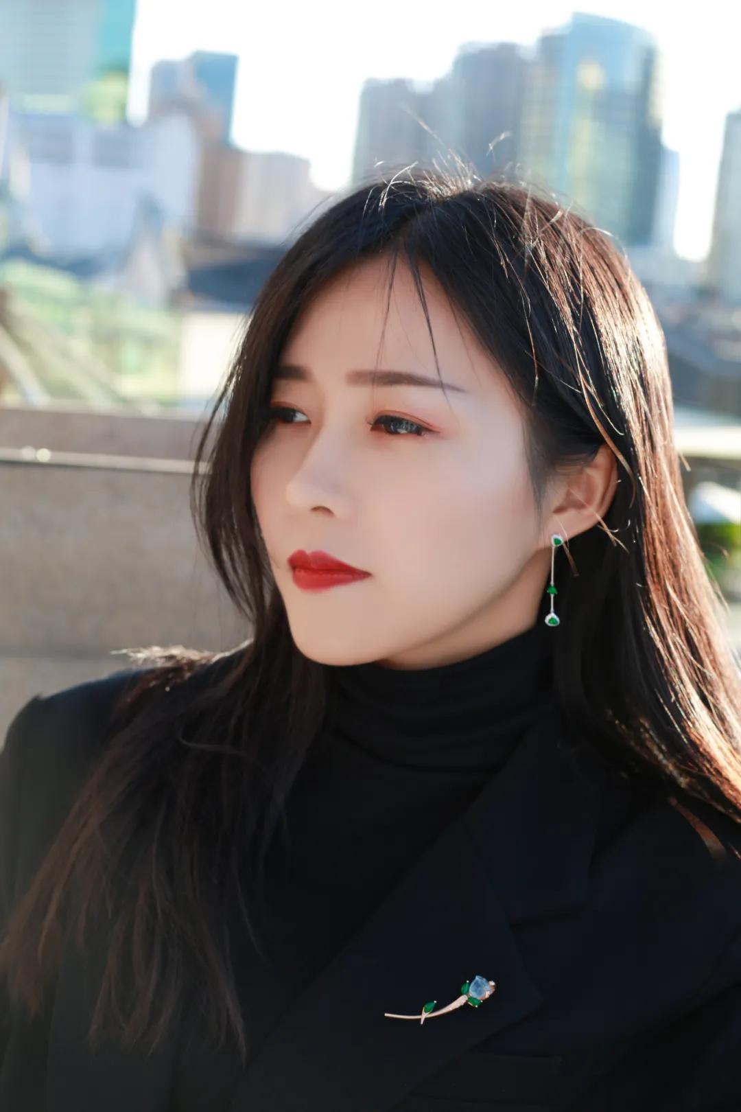 翡翠|裸石 or 镶嵌谁才是你的最爱？别着急，看完再下结论~