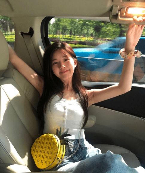 为什么有人不喜欢穿背心 265298c913b14429a6f26909a6930d22.png
