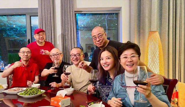 李小龙|现代李小龙正式警告鹿晗:必须好好对待关晓彤,不然收拾你