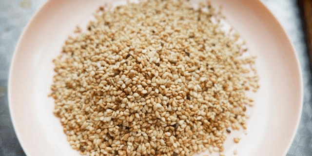 可以用什么代替香油 5b5896b2e96a4b109afb9ca64ee2c07d.png