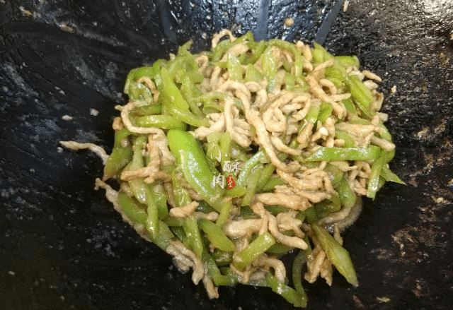 炒肉丝怎么腌制肉嫩好吃 78685a93a0bd491a987eb2d8848551d3.png