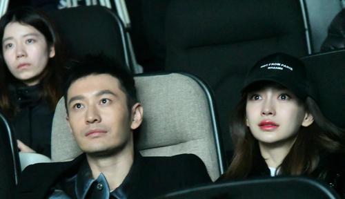 这次实锤了 !黄晓明杨颖被指离婚,官方证明已经公示