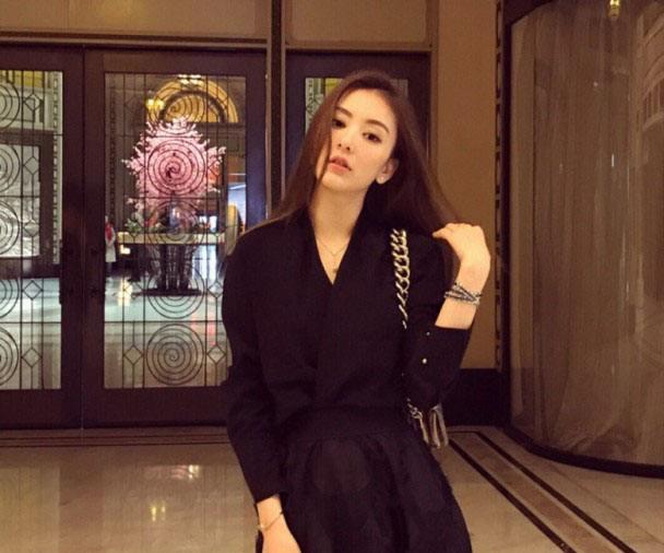 方媛郭富城逛街视频 bab597b4d98342d38e98d773b2fa784f.jpeg