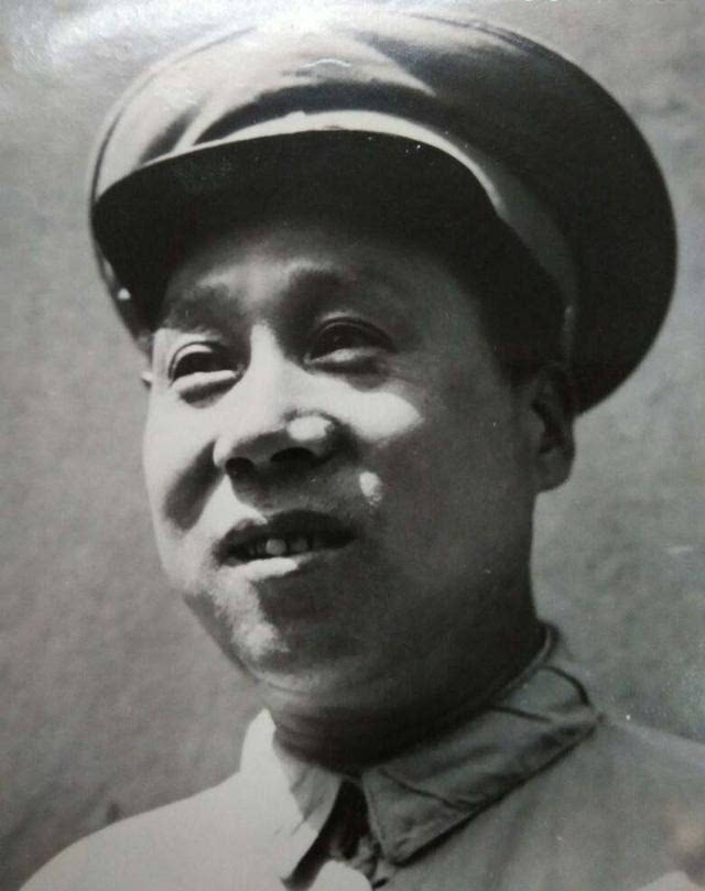 罗帅|都知道，政工元帅是罗荣桓，政工大将是谭政，那么政工上将又是谁