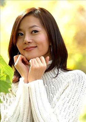 廉晶雅留长发再登颜值巅峰 池珍熙是婚礼见证人 与张东健有缘无分