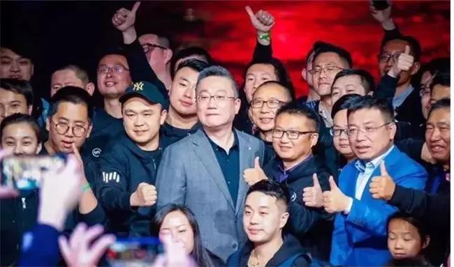 沈晖|沈晖回应王兴“存活论”：威马是否top3拿成绩说话