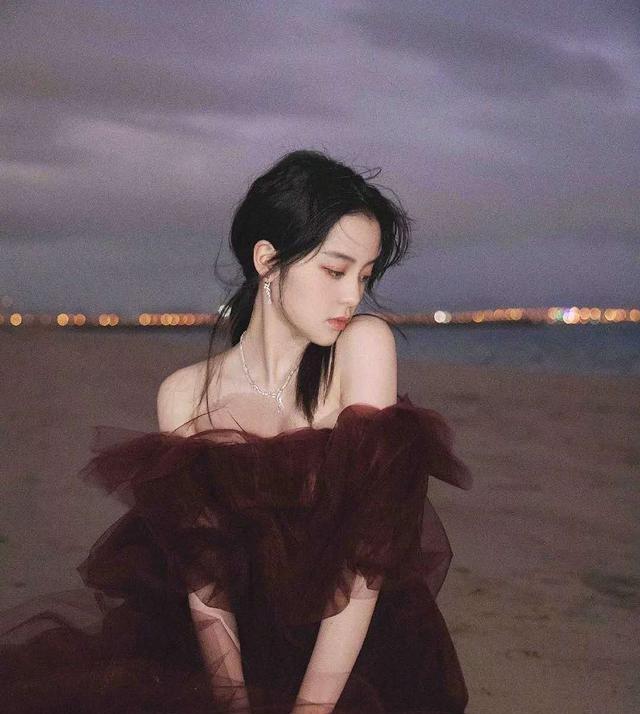 欧阳娜娜身材最好 6739f121b9034c34868d3d209d0187fd.jpeg