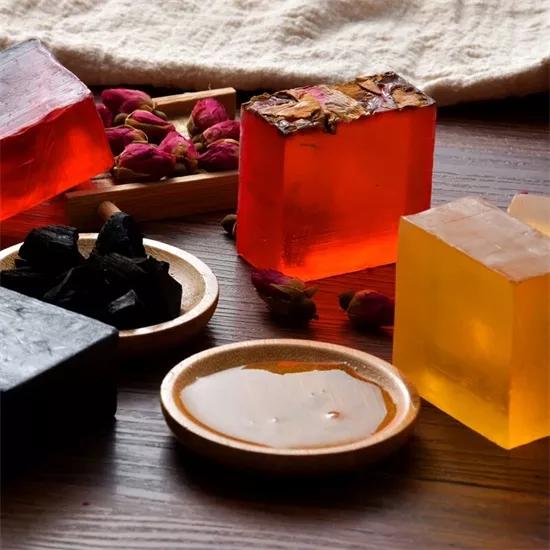 肌肤|玖作文创手工丨手工皂DIY——夏日必备护肤神器，你get了吗？