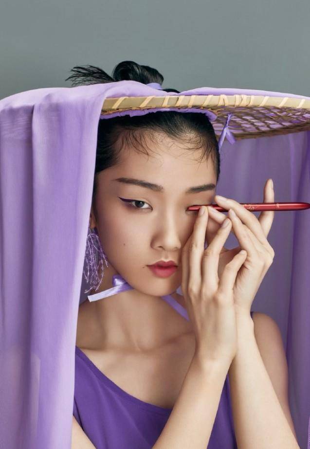 yamy|yamy代言眼线笔，有人骂有人赞，我们就该活成别人的标签吗？