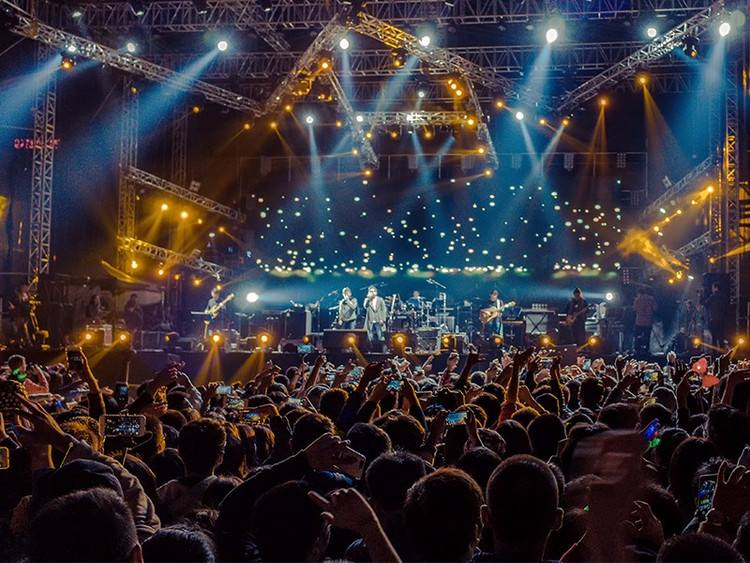 音乐类型电音 7d086cfee519440ead1403c8c2b5fc96.jpeg