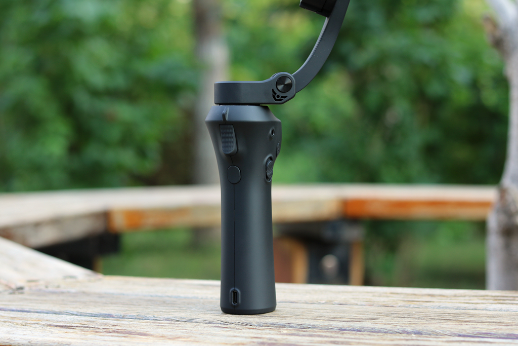 怎么使用手机支架才会更稳 802efe2843df43ec85ca6f57904860f7.jpeg