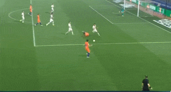 中超-鲁能雨战2-0擒深足送对手4连败,佩莱破门刘彬彬建功