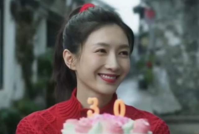 顾佳|林绿茶最保守许放炮手表价百万!三十而已穿搭小心机你读懂了吗?