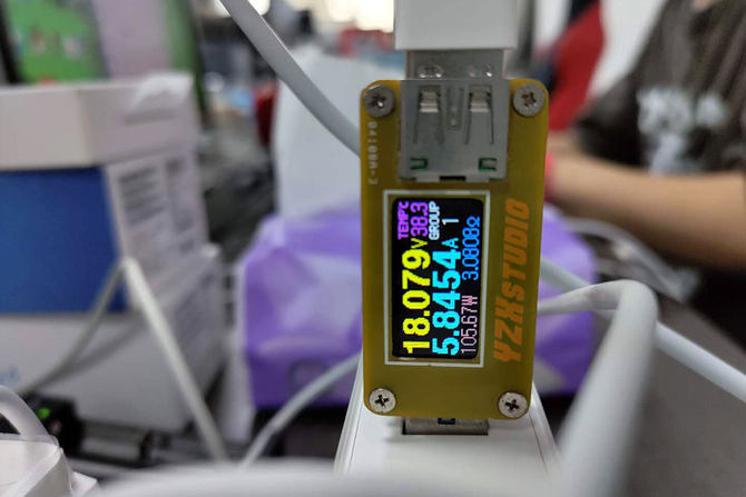 手机|iQOO 5详细评测：超快闪充加持的真性能旗舰