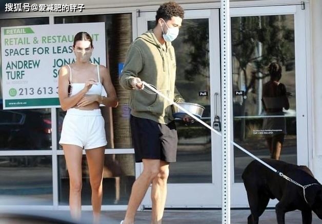 肉弹战车|肥而不腻！160斤大码模特喊话卡戴珊，网友戏称“肉弹战车”！