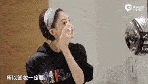 皮肤|从万人迷到万人嘲，最飒姐姐爆红遭反噬，这次卖惨连观众都不买账了？