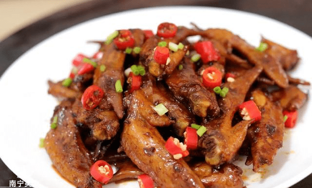 烧什么菜要放蚝油 a1a995df2b4d4f87b520d4537b785b81.png