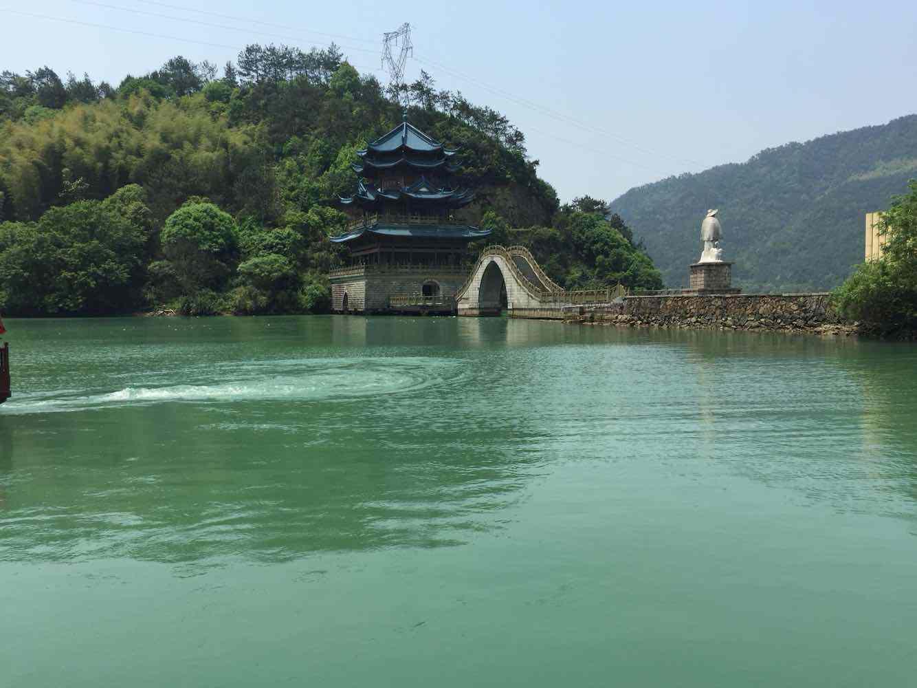 天下佳山水,古今推富春,赏桐庐美景访千古钓台