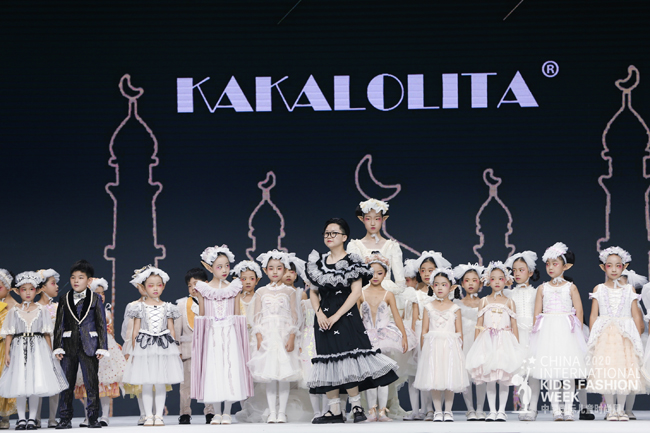 城堡|KAKALOLITA亮相中国国际儿童时尚周 演绎“城堡里的精灵”