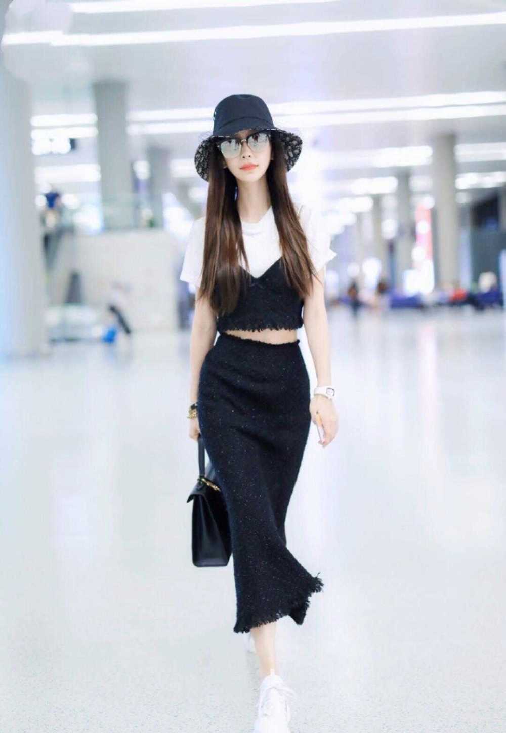 人鱼|Angelababy又“炫富”，一身名牌秀人鱼身材，150万手表太高调