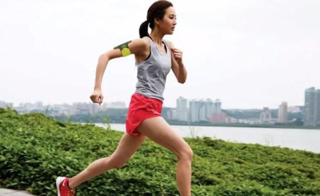 做什么运动可以减肥腿 cd871b4688eb4bbb8a54e6eacd5f62ab.jpeg