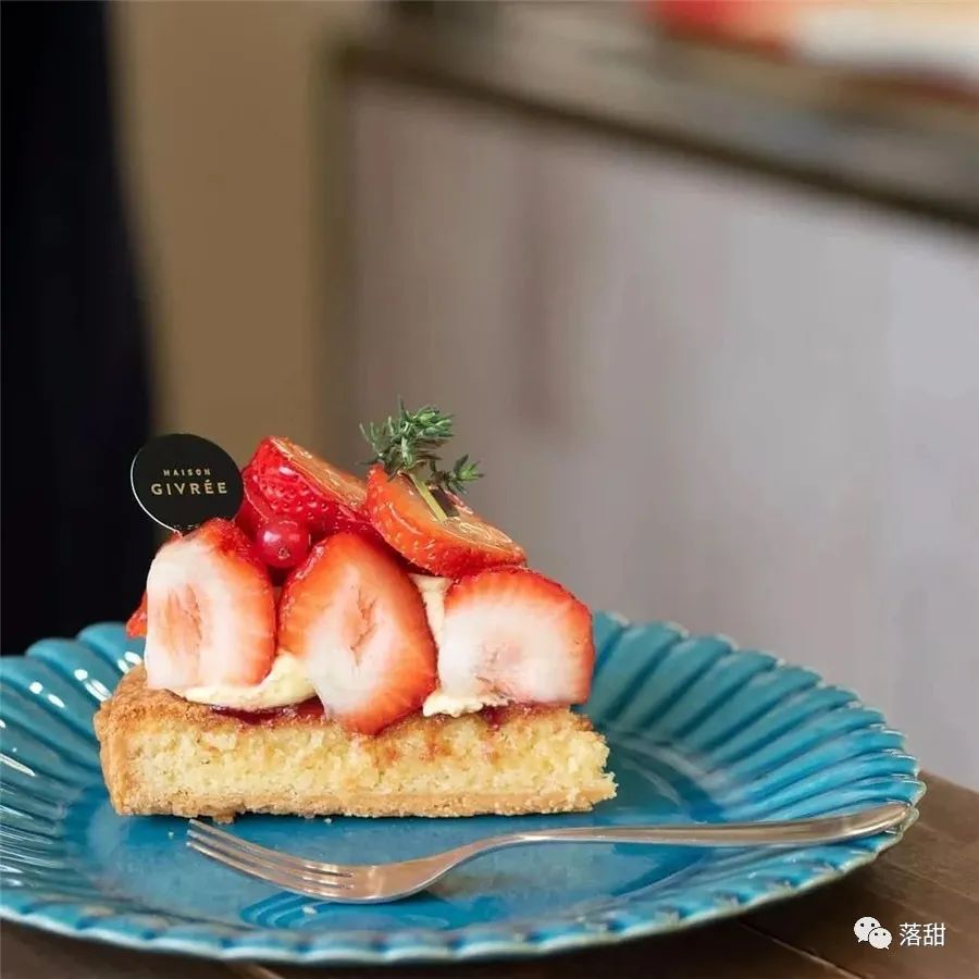 杂谈|杂谈 | 你会不会在乎：盘子和甜品配不配？