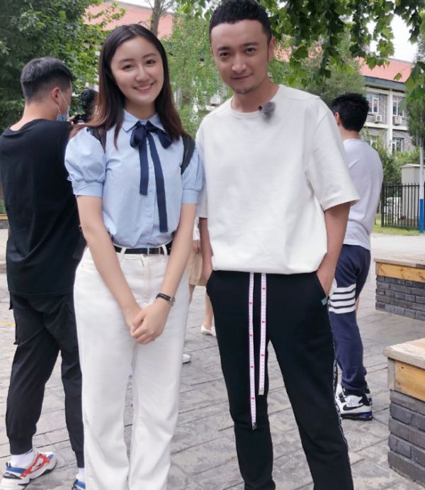 高君雨|谁还记得“点读机女孩”?长大后考进名牌大学,颜值气质不输章子怡