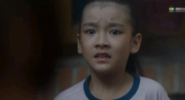 摩天大楼|原创《摩天大楼》baby从头哭到尾，但这些细节说明她演技还不及格