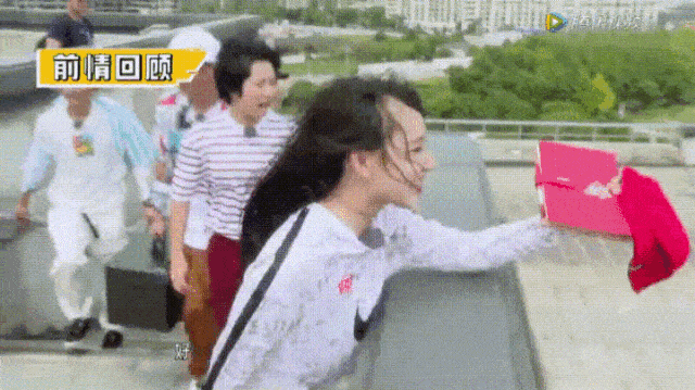 刘海|当毛发都在伪造的鞠婧祎失去刘海，场面瞬间窒息！