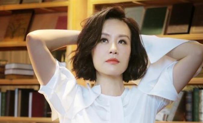 老雷的菜里边的女的是谁 e124f8dde63344f4a6c1b1b56e772503.jpeg