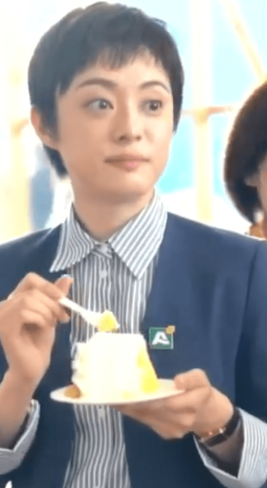 孙俪剧组过七夕,穿老公T恤高调放闪