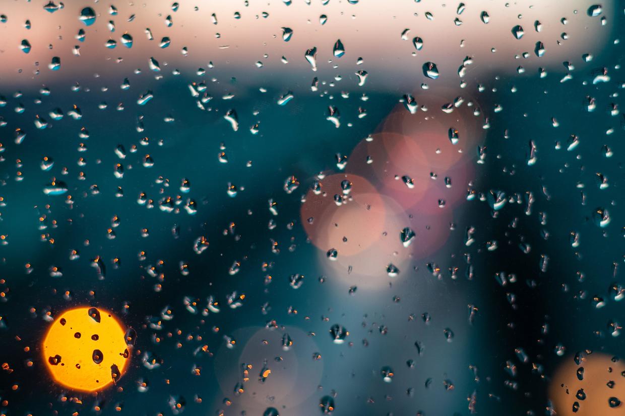 图片素材下雨天