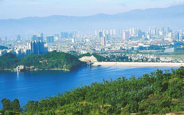 2020gdp银川第几_银川火车站(3)