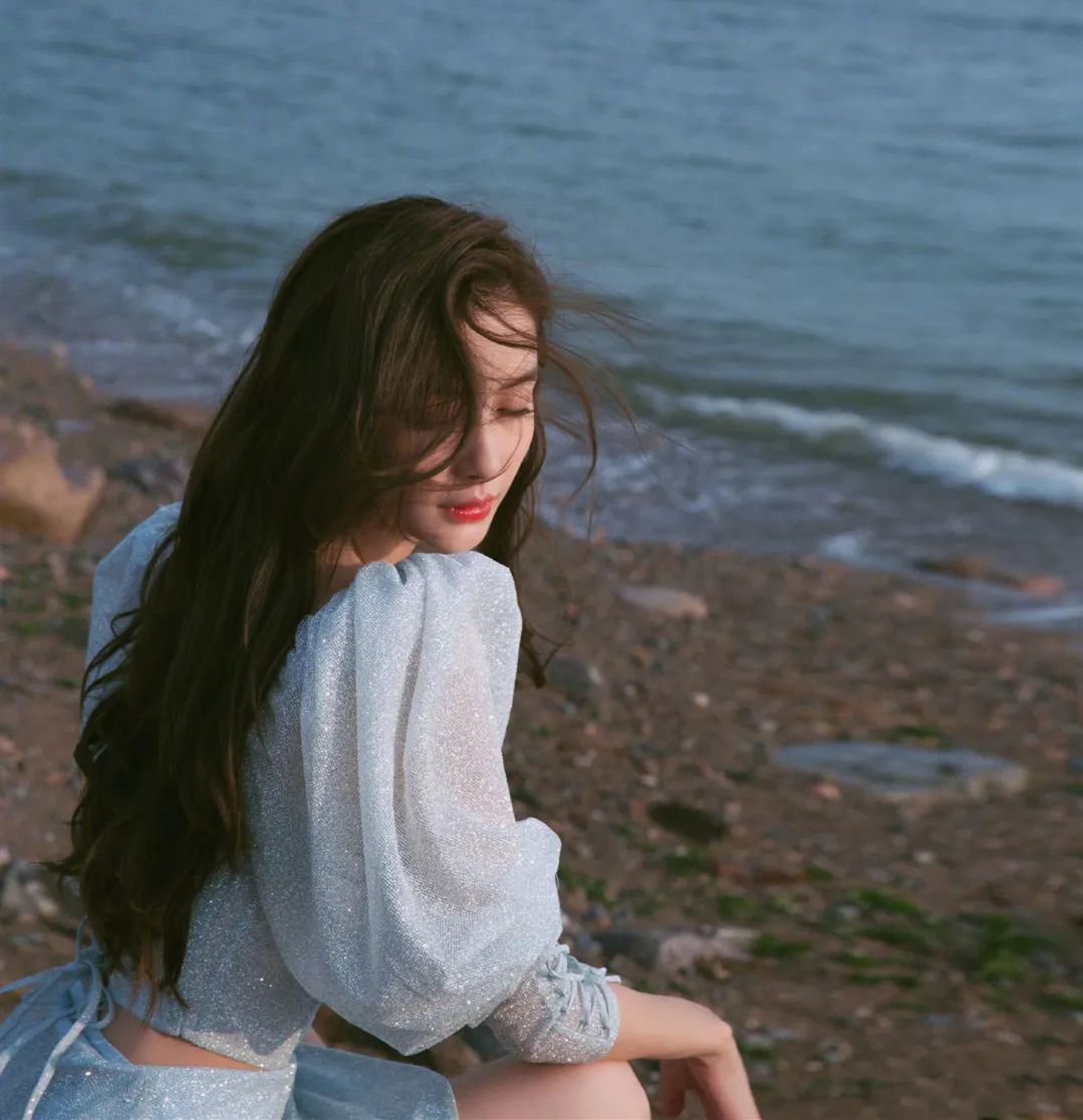 女生肩膀怎么拍 3355190e9a6741628ba8e2a033751ba5.jpeg