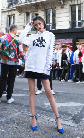 135ae87d517f4c2f8e09f07f5bdf2ce1.png