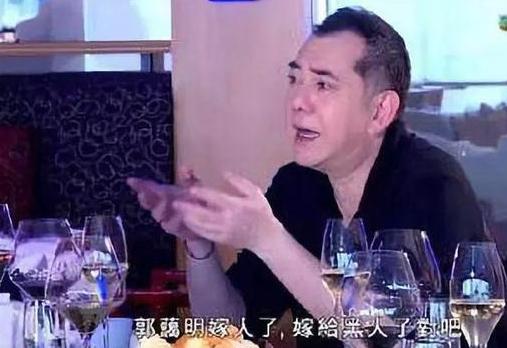 24岁艳压蔡少芬夺冠，下嫁刘青云22年无子女，她