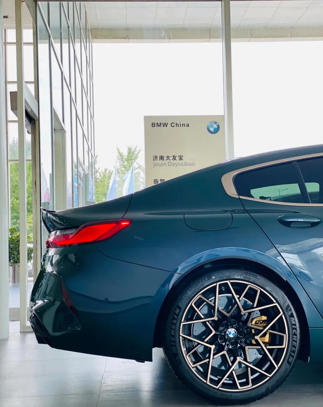 至尊驾驭丨全新bmwm8极光版圆满交车