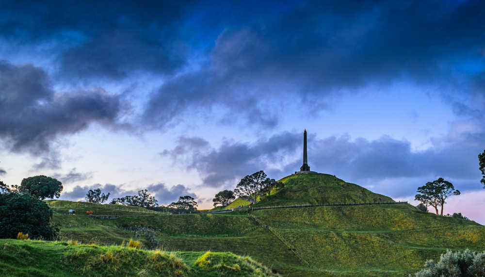 山用什么形容词 53990d49f550466b864555c1946f1681.jpeg