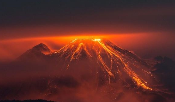 成语什么火山_成语故事图片