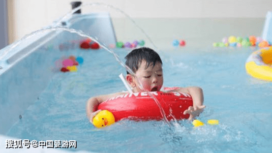 评分|剖腹产宝宝可以游泳吗？真的是你想的那样吗？