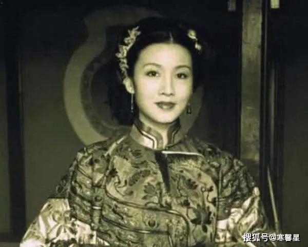 袁世凯忽然大笑不止你一个婊子也想当皇后吗